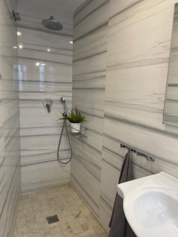 Vila New Townhouse In The Heart Of Nerja With Jacuzzi Exteriér fotografie