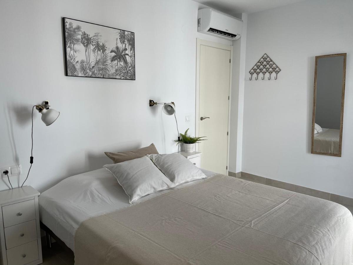 Vila New Townhouse In The Heart Of Nerja With Jacuzzi Exteriér fotografie